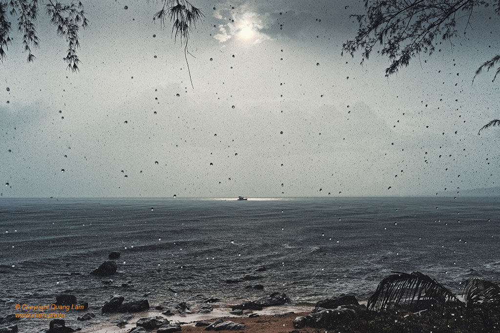 Fine art photo print Uncategorized Ethereal Sea of Phu Quoc