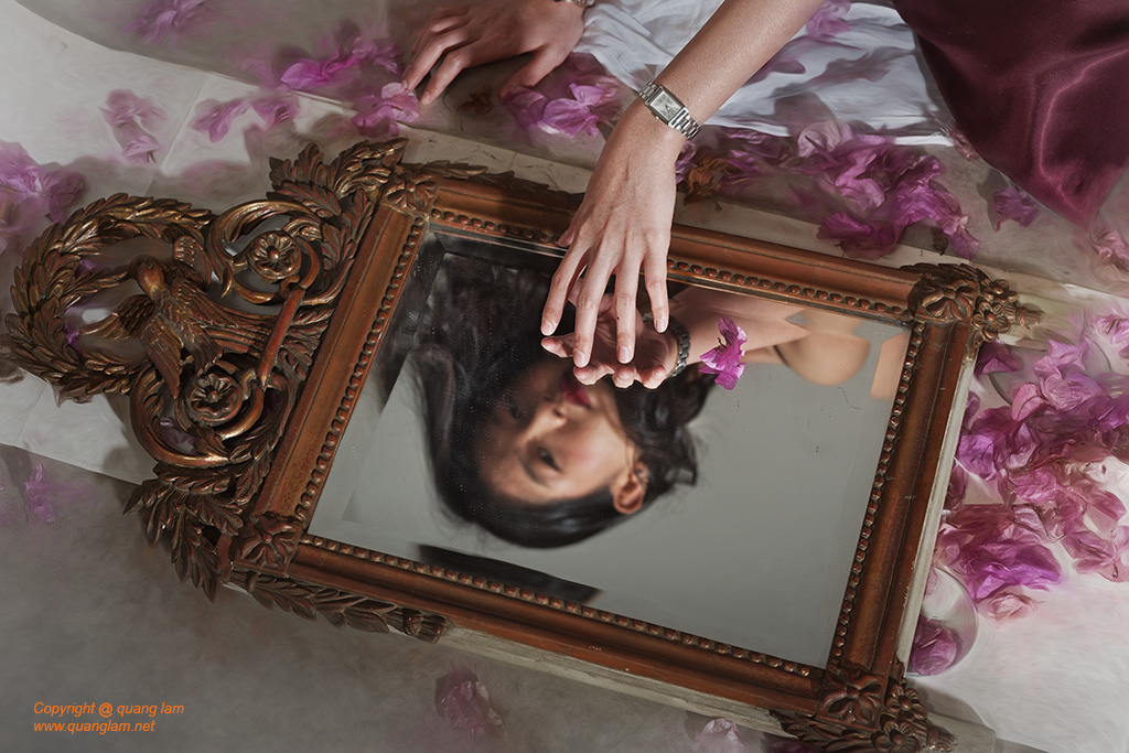 Fine art photo print Uncategorized Mirror and the Muse